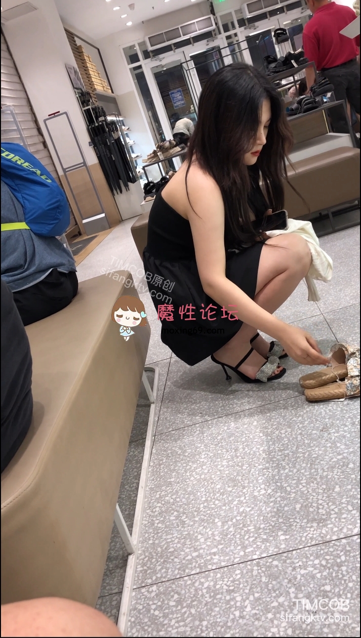 偷拍精品CD《TIMCOB》商场，户外，漫展抄底《NV150G》