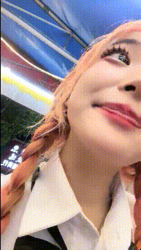 直播《乔宝，乔宝快喷啊》二次元长腿学妹，道具抽插，户外啪啪爽到出水厕所大炮，酒吧和户外自慰喷水，真是胆大