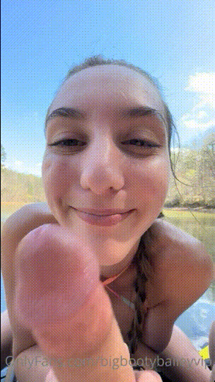 欧美顶级OnlyFans新星 美国大学跳水运动员下海 各种户外运动全裸露出