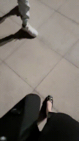 直播淫荡御姐眼镜女教师《王老师》白皙美腿，丝袜高跟，户外车震，喷水《53V45G》