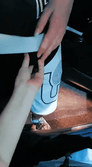 直播户外勾引啪啪《余君赴山海-回眸君犹在》超骚御姐办公室跳蛋 户外车上跳蛋，漏水《58V-46G》