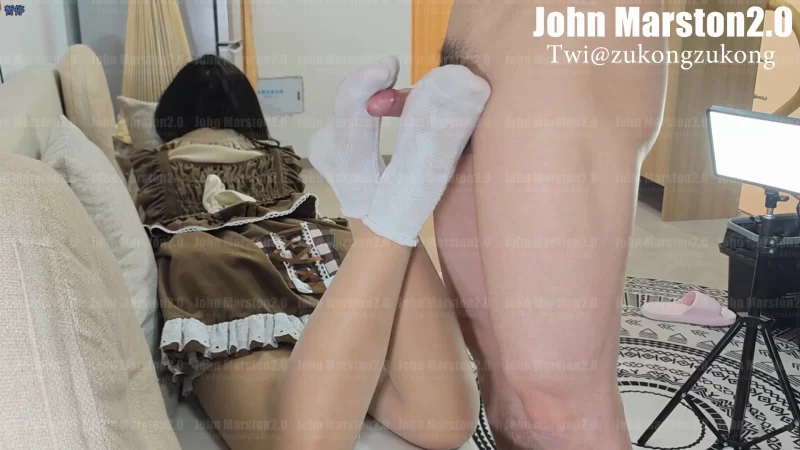 john marston棕Lolita肉丝棉袜足交 [13v-7g]