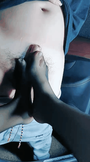 直播户外勾引啪啪《余君赴山海-回眸君犹在》超骚御姐办公室跳蛋 户外车上跳蛋，漏水《58V-46G》