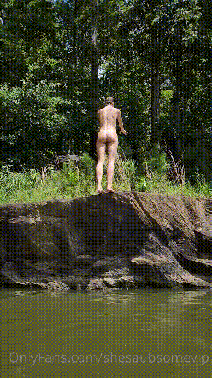 欧美顶级OnlyFans新星 美国大学跳水运动员下海 各种户外运动全裸露出