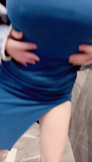 国产剧情类直播-母子乱伦，户外野战车震，干技师外卖员自录无水印合集