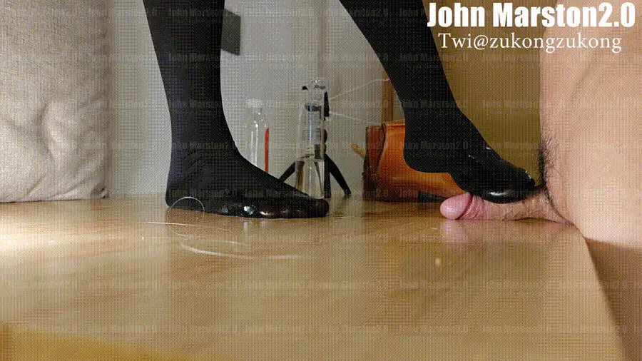 足控大师《johnmarston2.0》玩弄各种COSER妹妹骚脚 [139V-57GB]