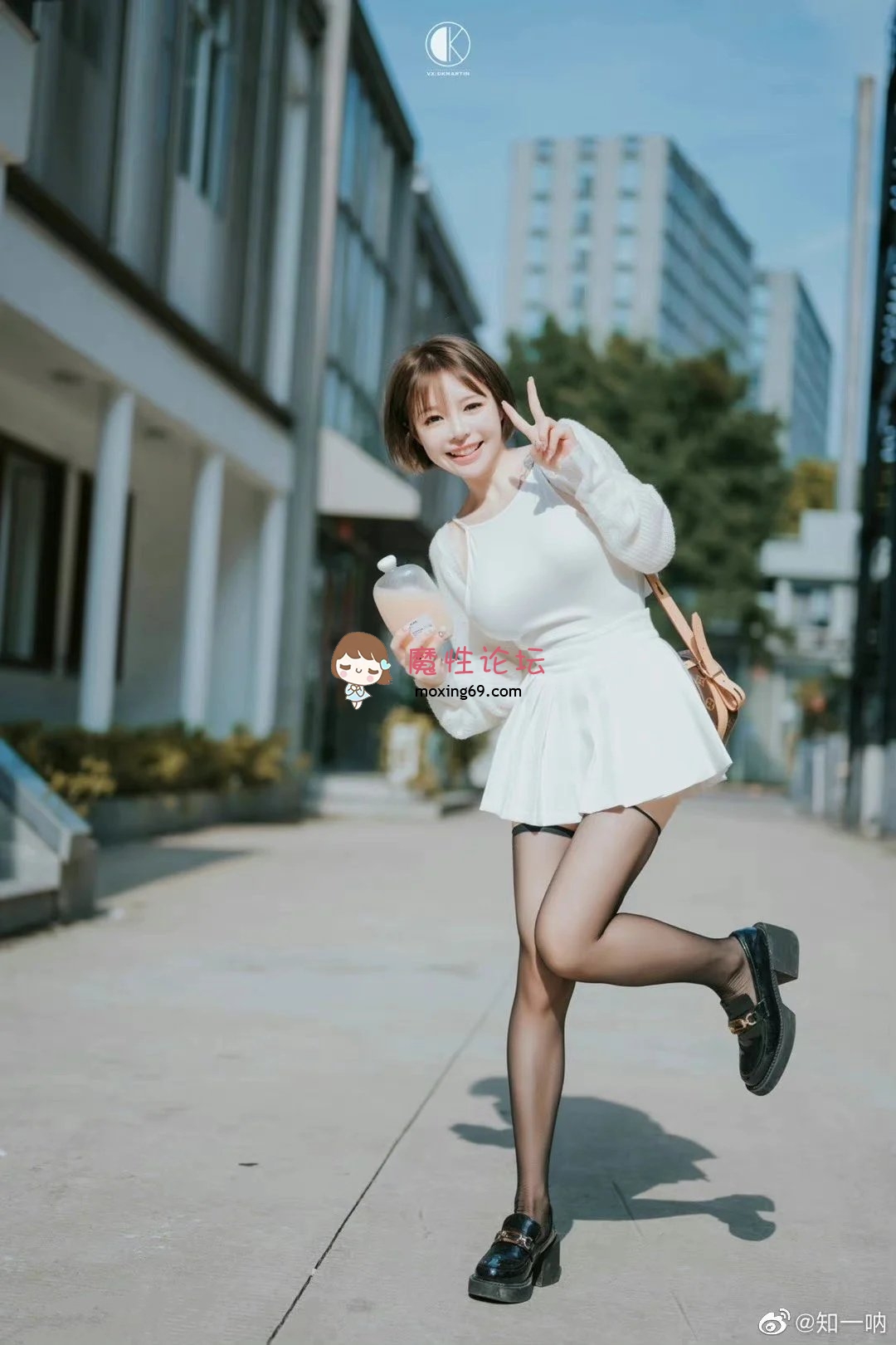 国产自拍国产露脸福利姬唯一真神「知一妹妹」乳钉阴环三通无所不能 含最新视图合集[54V-1380P-2.05G][百度网盘]