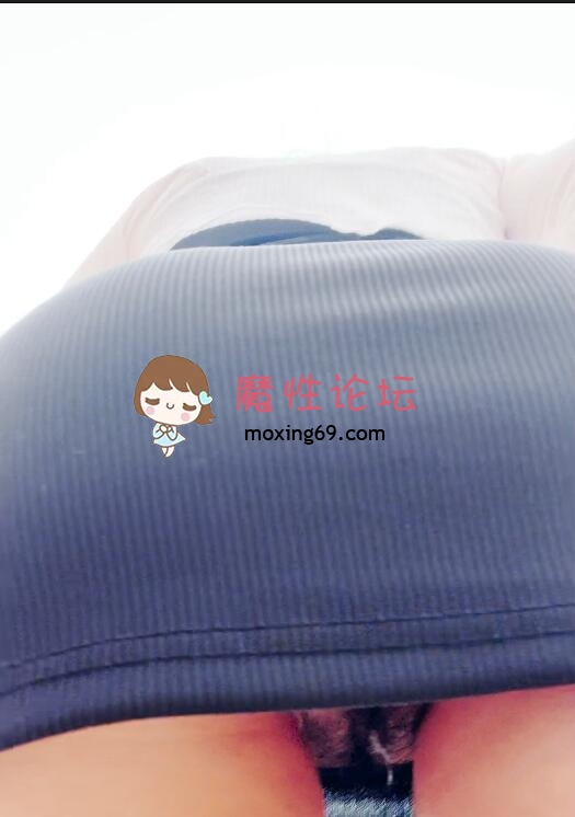 国产国产顶级骚货长腿福利姬仙女吖，真空露出，上阴蒂钉