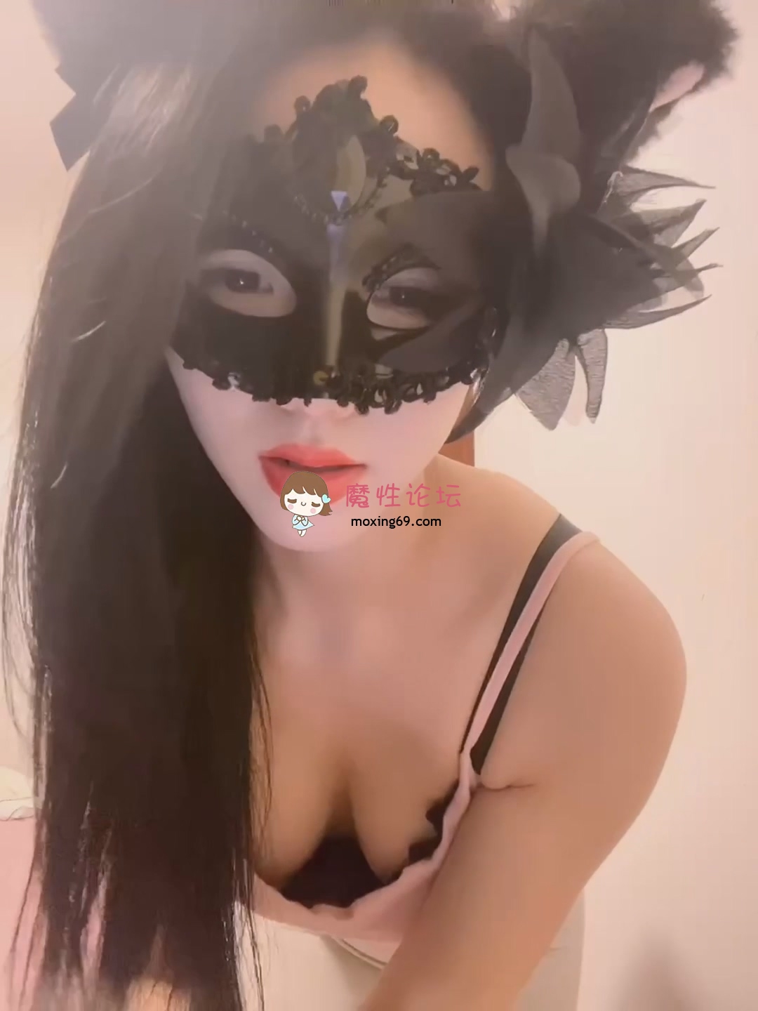 主播《快手》可乐儿 付费定制私拍骚舞大尺度 果舞掰比[4V1.51G][夸克盘]