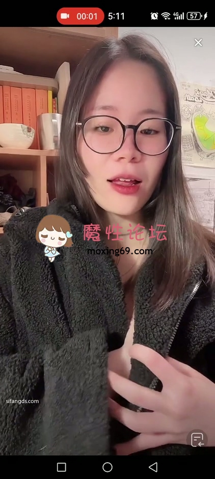 国产自拍抖音快手走光闪现最新小合集《610v 3.5g》《百度网盘》