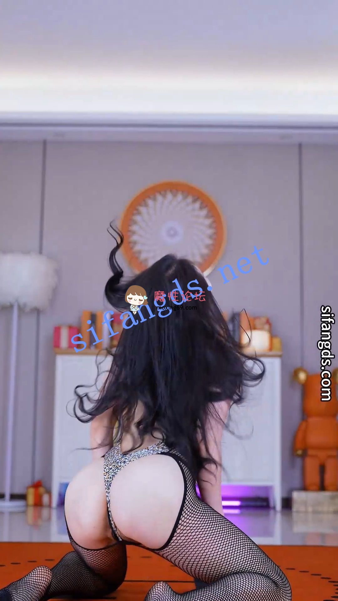 跳舞绝版舞团《ROCKMAN》妖妖 舞蹈天使摇摆热舞 双视角合集《18V+2.72G-百度》