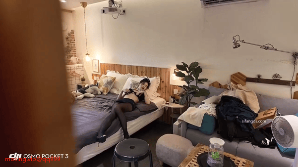 网红高颜值喷水钢牙妹《BIGO 小野猫-SWAG KIKI酱》 视频福利合集更新至25年2月底最全合集