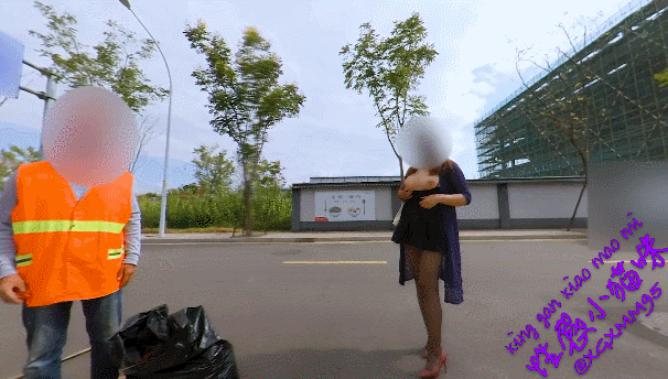 国产全网最大胆！主打一个刺激的丰满少妇《性感小猫咪》户外 给环卫大爷送温暖 大爷哪受得了啊 秒射，便利店 饭馆等，非常大胆露出合集《190V47G》