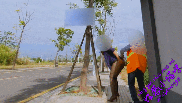 国产全网最大胆！主打一个刺激的丰满少妇《性感小猫咪》户外 给环卫大爷送温暖 大爷哪受得了啊 秒射，便利店 饭馆等，非常大胆露出合集《190V47G》