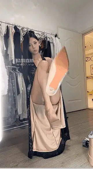 《牧牧》香水灯刁难家奴狂炸粗口羞辱7.4号 [1v-351m]