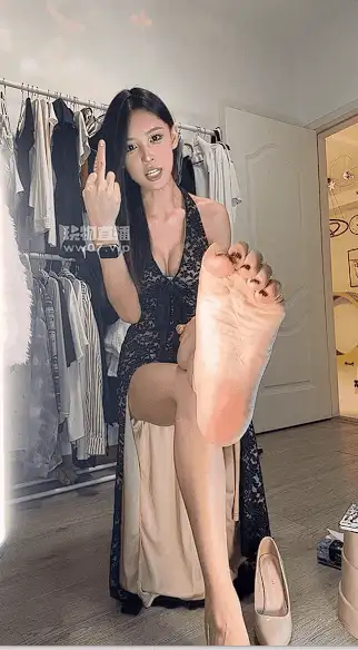 《牧牧》香水灯刁难家奴狂炸粗口羞辱7.4号 [1v-351m]