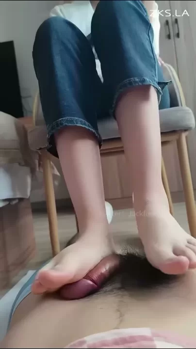 Jackfootjob - 运动鞋 鞋交 裸足 足交[1V-898MB][百度盘] [1V-898MB]