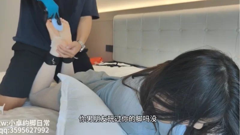 [小卓原创]洞洞鞋学霸S姐小羊 tk 第一部 [1v-2.2GB]