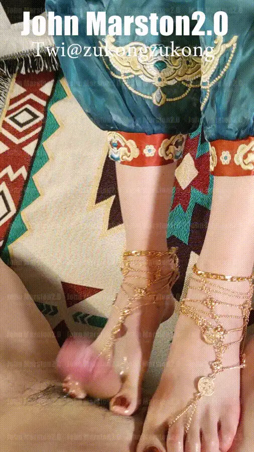 足控大师《johnmarston2.0》玩弄各种COSER妹妹骚脚 [139V-57GB]