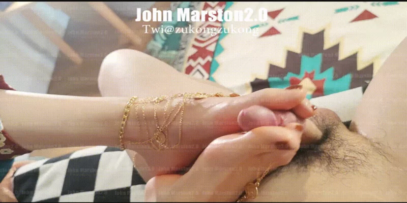 足控大师《johnmarston2.0》玩弄各种COSER妹妹骚脚 [139V-57GB]