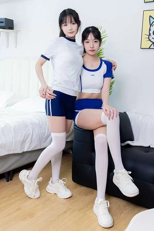 袜啵啵-小甜豆甜甜圈-运动鞋、厚白丝大腿袜裸足 [177p1v-1.9g]