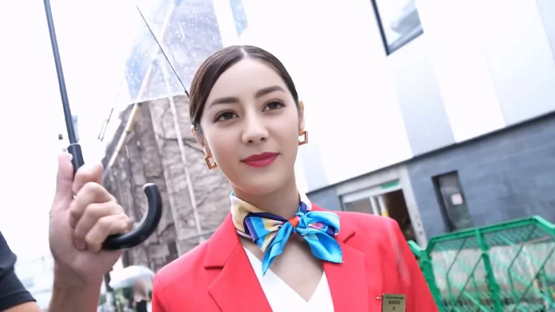 AI换脸 USBA-080-迪丽热巴红制服 [1V-312MB]