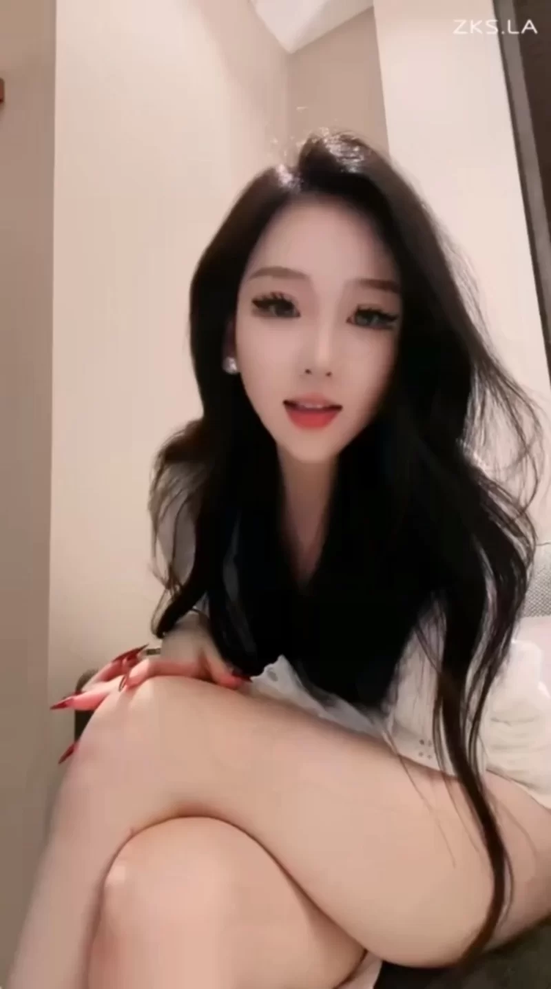 知妤TJ - 红绿灯学妹2 学长被刷了想要吗[1V-1.53GB][百度盘] [1V-1.53GB]