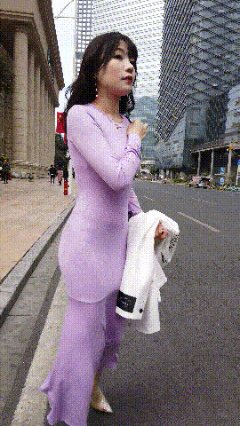 网红写真模特芝芝Booty 尺度福利合集整理+魔镜街拍《5611PV 144G》