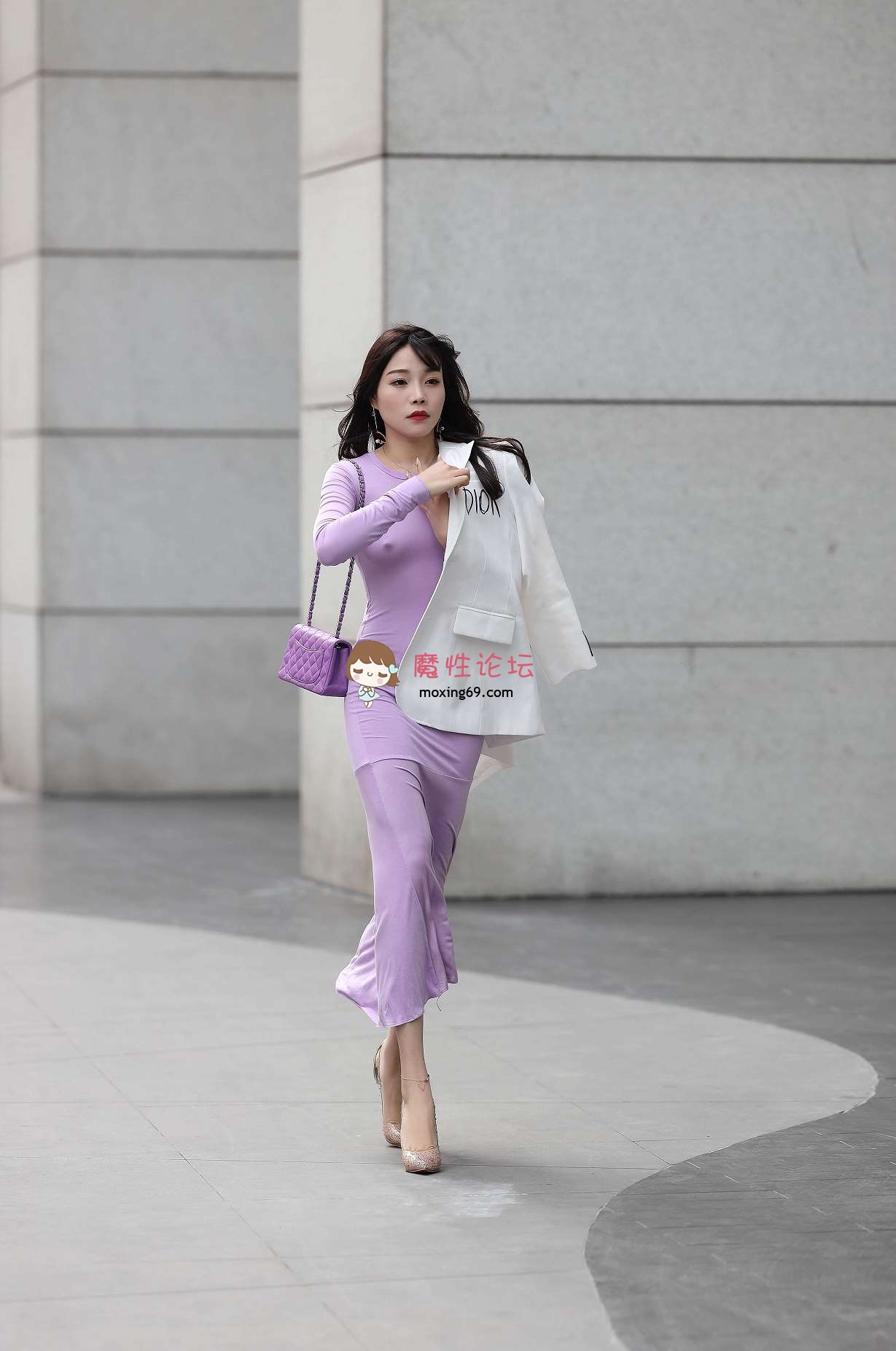 网红写真模特芝芝Booty 尺度福利合集整理+魔镜街拍《5611PV 144G》