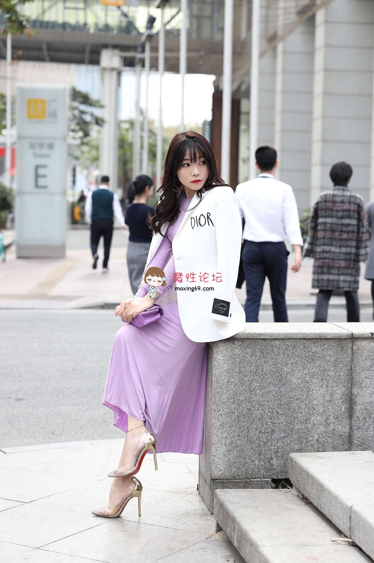 网红写真模特芝芝Booty 尺度福利合集整理+魔镜街拍《5611PV 144G》