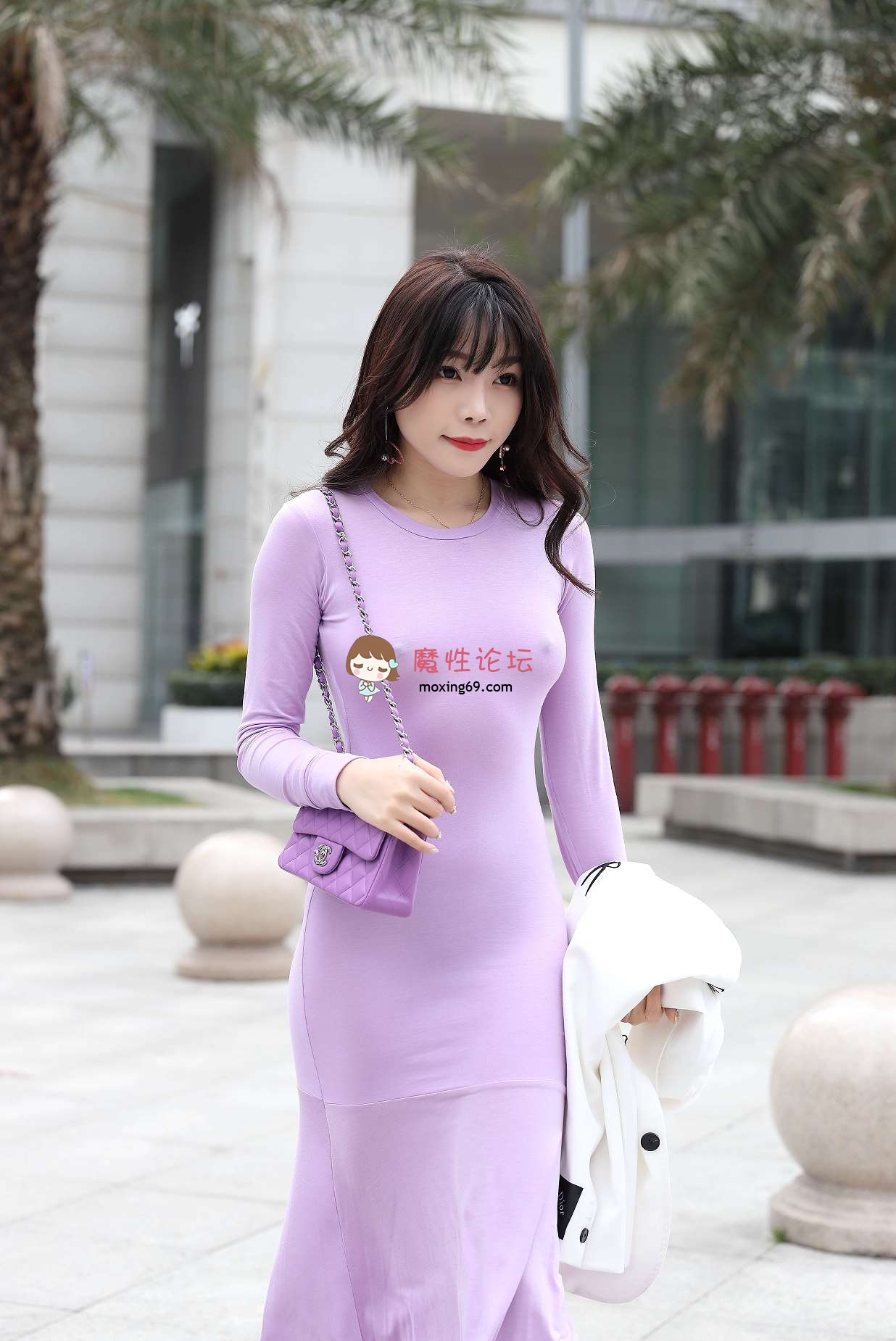 网红写真模特芝芝Booty 尺度福利合集整理+魔镜街拍《5611PV 144G》