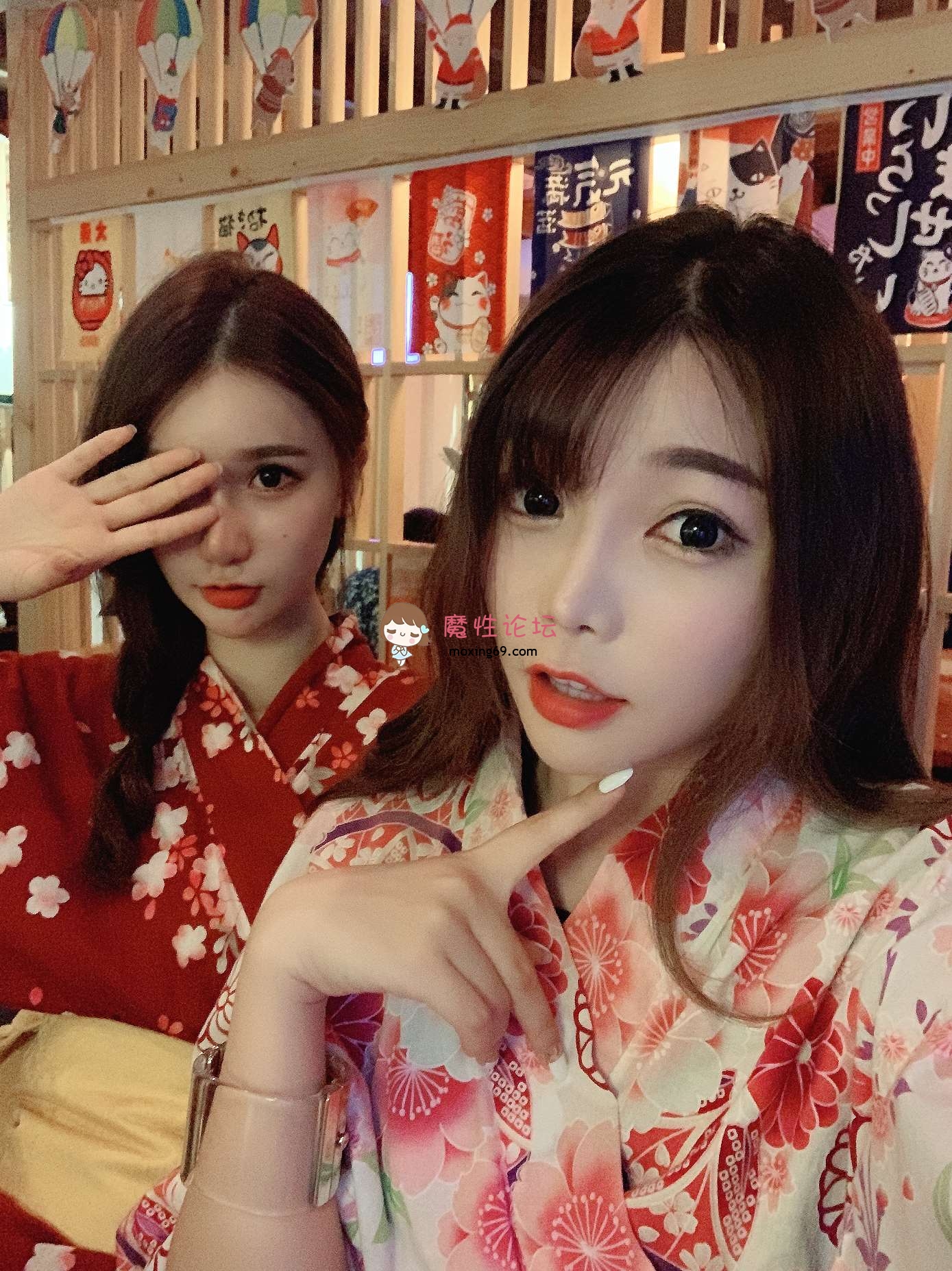 网红写真模特芝芝Booty 尺度福利合集整理+魔镜街拍《5611PV 144G》