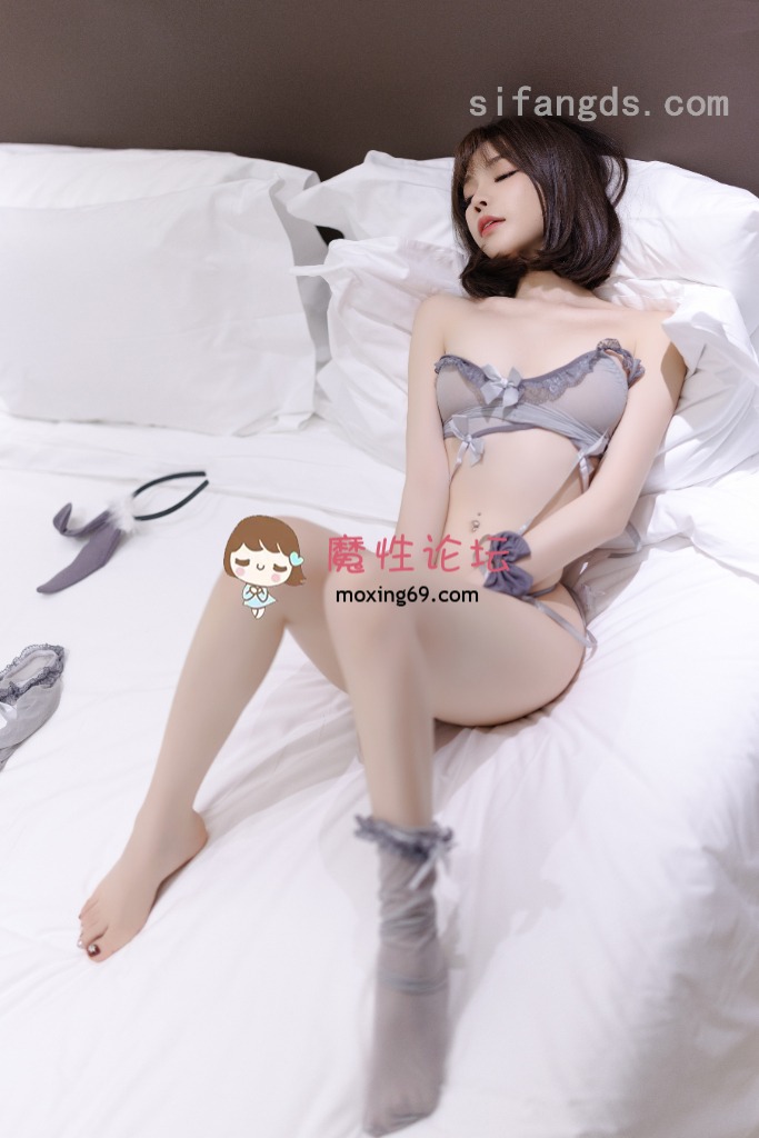 [度盘]《稀有资源流出》✨秀人网 徐莉芝 芝芝✨肉丝无内连衣裙+兔女郎+剧情视频《1.95G-102P+2V-1配额》