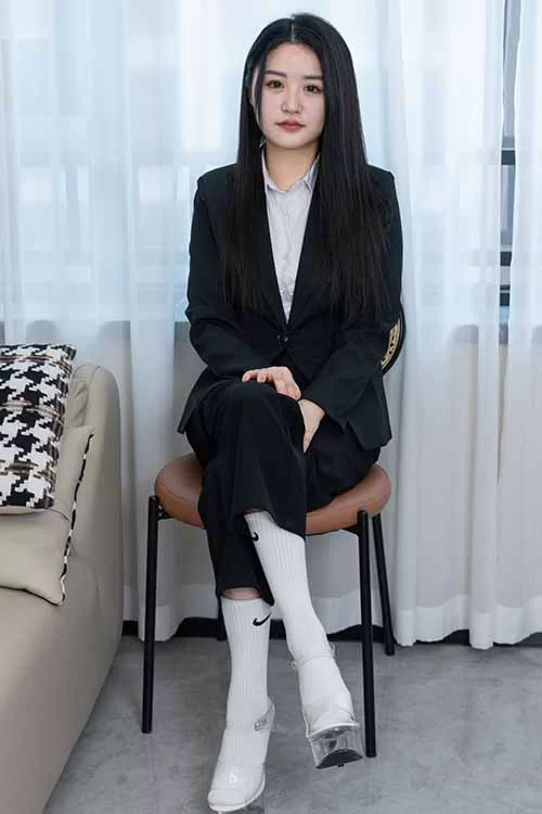 甜予摄影-澜澜-凉鞋、高跟鞋长腿袜、白棉袜 [172P1V-2.4GB]