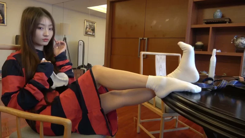 重庆脚模摄影-视频合集 [50p+44v-76.35GB]