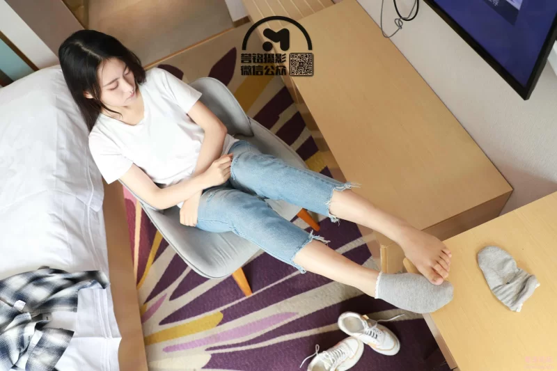 誉铭摄影2021第17期 [90P+1V-1.06GB]