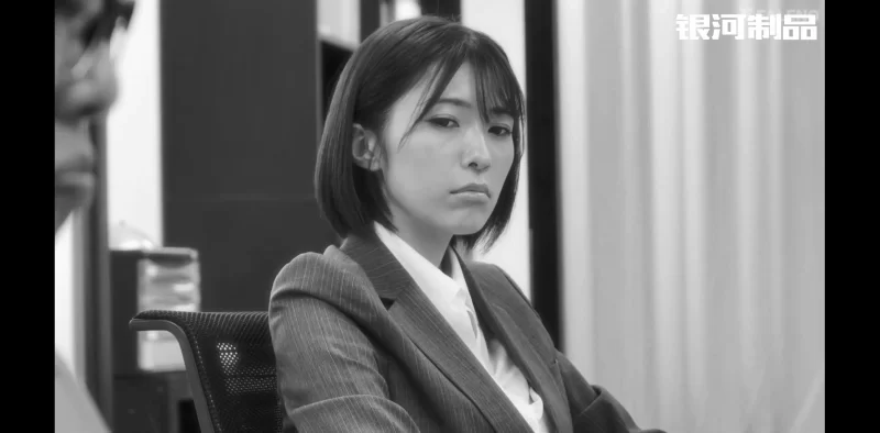 银河制品第50期高跟荡妇4 [1v-700m]