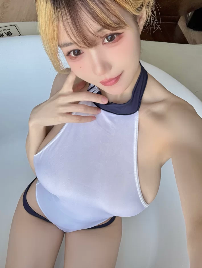 小仓千代w_11月fantia写真 [120P+2V] [120P+2V-550m]