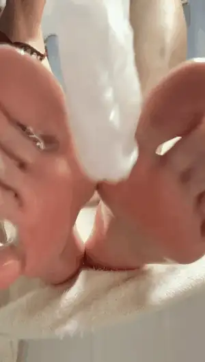 首发《性感小苏》 高价露点视频 [玉足控必看] 会员定制合集 [127P + 43V-1.1GB]