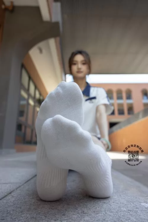 她们印象-南希-校服短裤棉袜裸足[155P1V1.2G百度网盘] [155p1v-1.2GB]