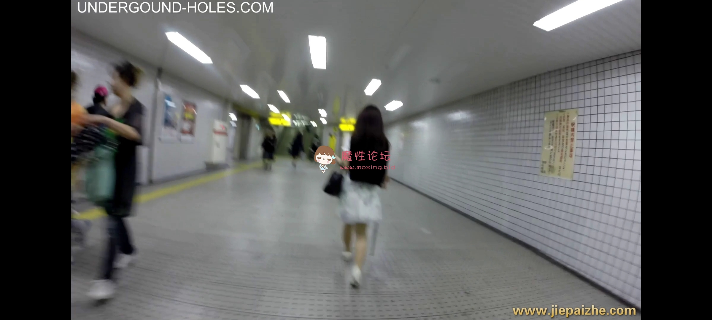 亚洲逆さ撮り博物館 逆光hero抄底最强合集《82V-38GB》《百度盘》