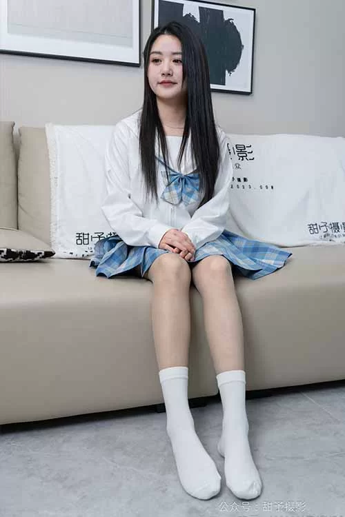 甜予摄影-澜澜-超短裙白棉袜、薄灰丝、跺脚抖腿剧情 [129p1v-1.6GB]