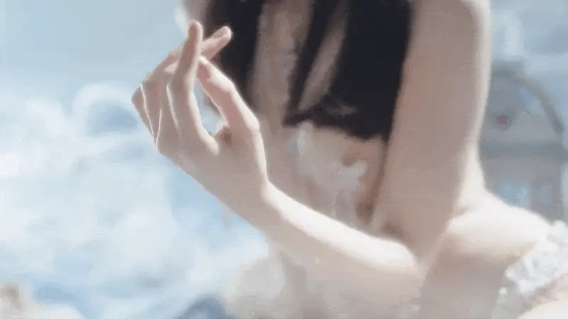 橙子喵酱_人鱼 [35P+1V] [35P+1V-700m]