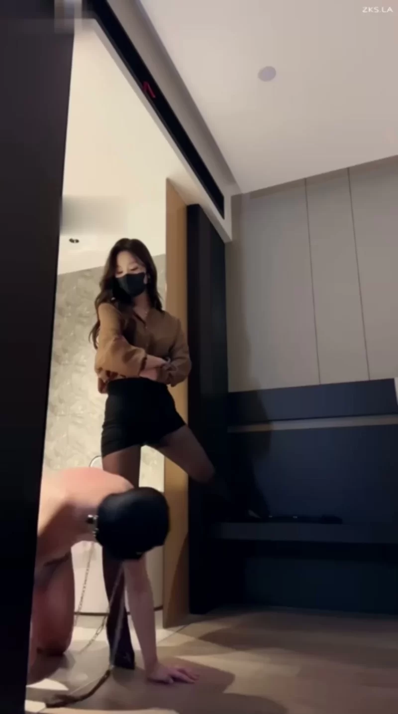 阿芙乐尔 - 调教开发阳痿处男夹脖子窒息强制 [1V-2.24GB]