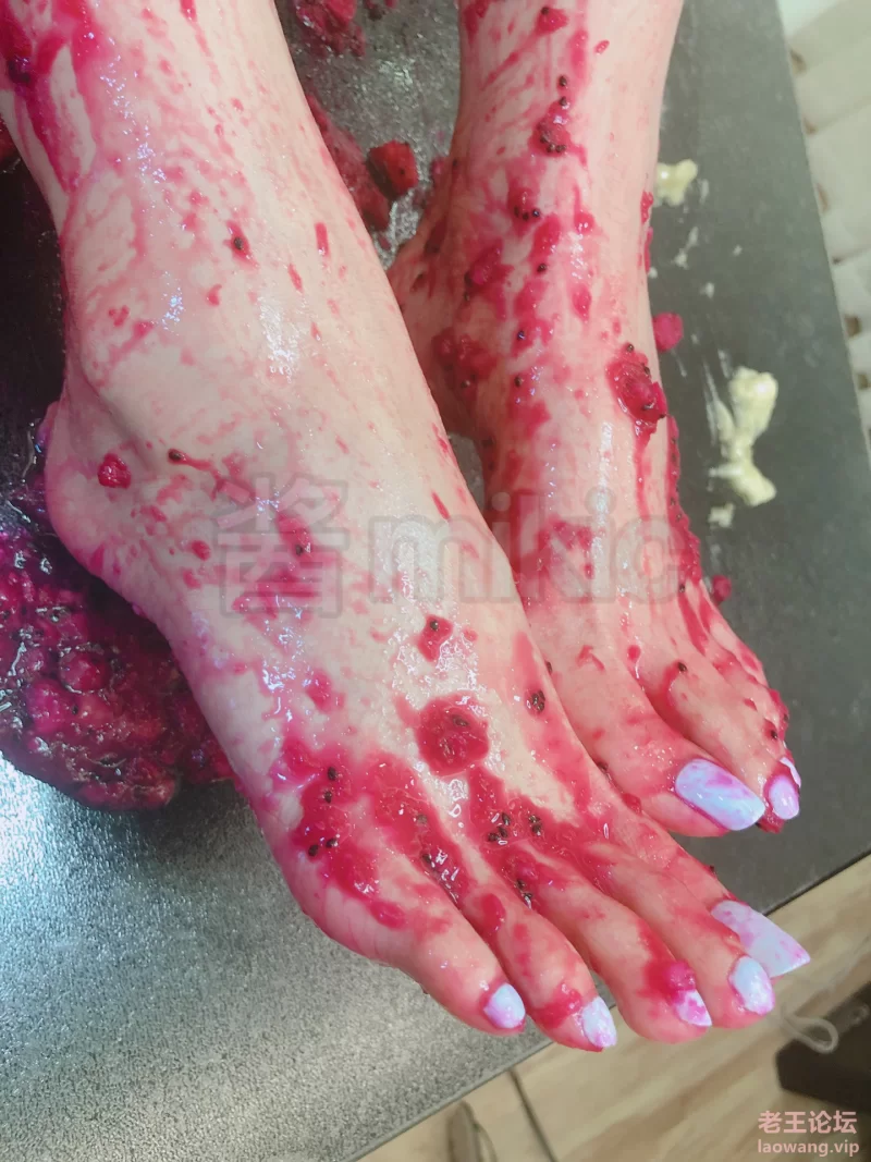 4.0自购酱mikic会员美足图包裸足高跟美甲板鞋丝袜（无漏） [1v+330p-1.89g]