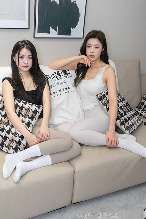 甜予摄影-澜澜咖啡豆-板鞋、白棉袜、薄黑丝、肉丝 [144p1v-2g]