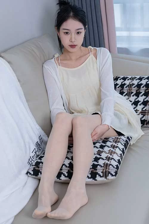 甜予摄影-咻咻-高跟鞋、性感薄肉丝[135P1V-1.8G百度网盘] [135p1v-1.8g]