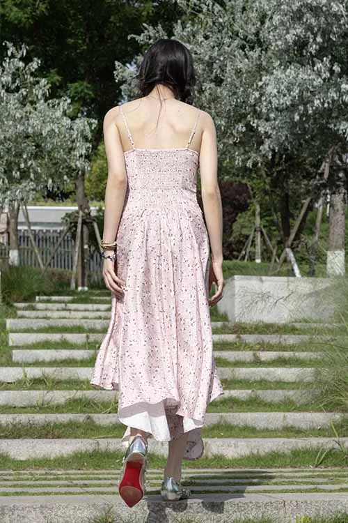 她们印象-小鸣-公园连衣裙平底鞋裸足[135P1V-1.3G百度网盘] [135p1v-1.3GB]