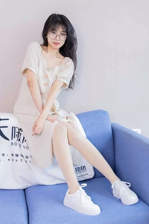 袜啵啵-奶油-板鞋、白船袜厚肉丝叠穿、厚肉丝 [170p1v-1.7GB]