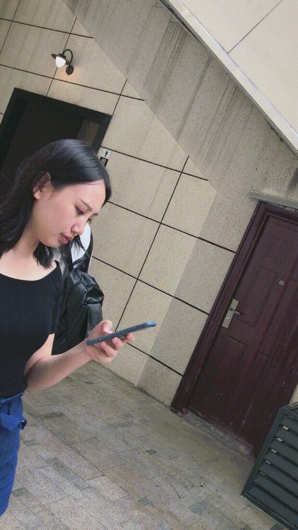 偷拍绝版珍藏《厕拍美女系列》第一人称手持视角 拍完逼再拍脸 4K原档未流出合集《390V+46.5GB+200分》